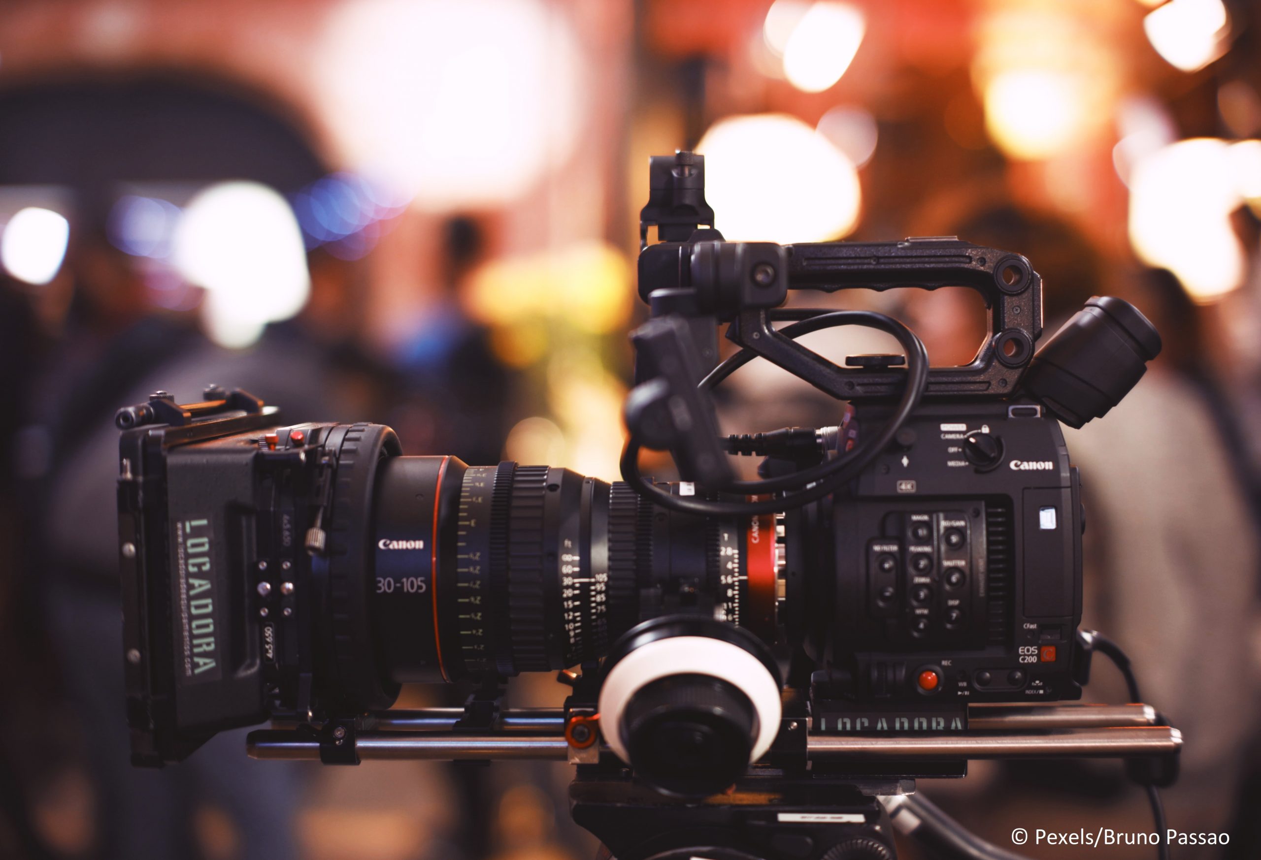 pexels-bruno-massao-2335048 TV-Beiträge zu Real Digital