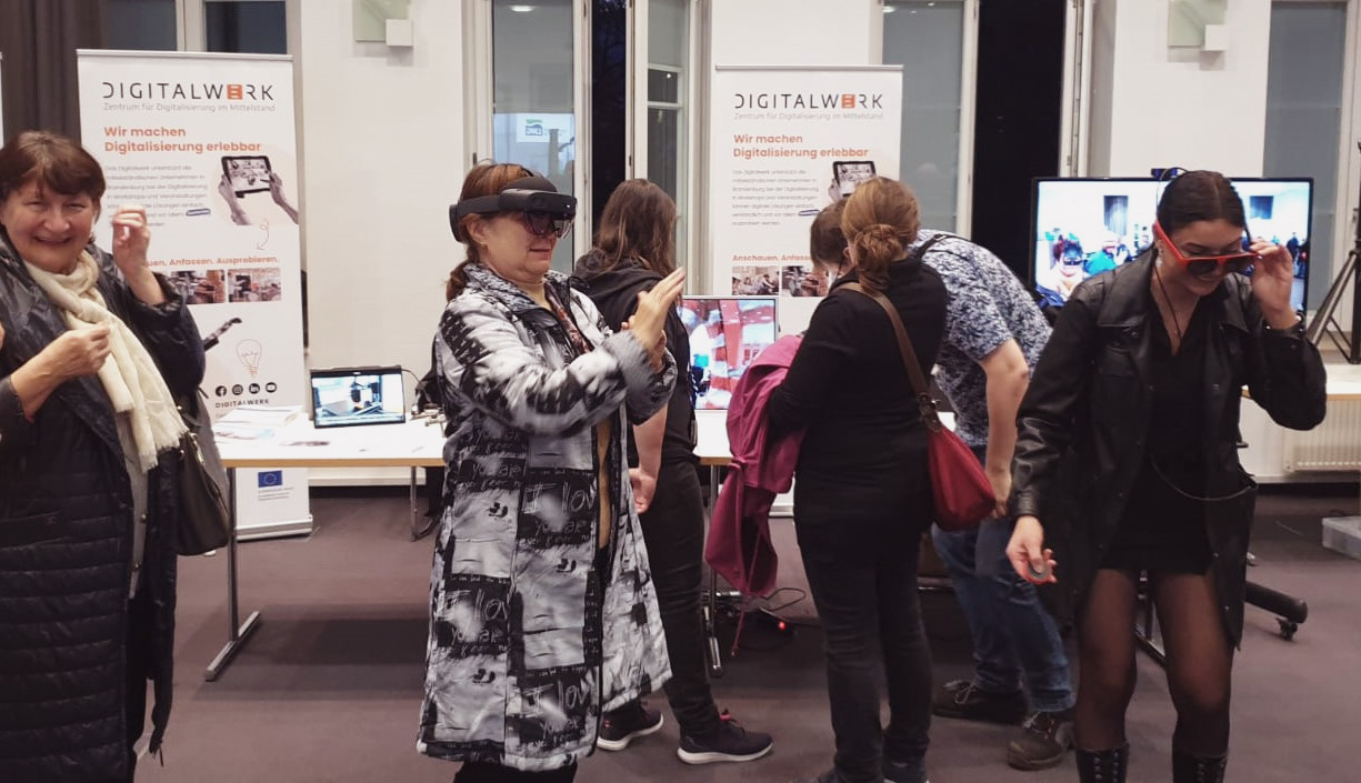 IMG-20221016-WA0010-Kopie Nacht der kreativen Köpfe